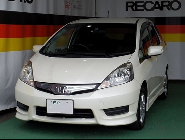 HONDA�@�t�B�b�g�V���g���@�Ɂ@RECARO�i���J���j�V�[�g����