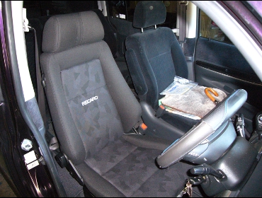 HONDA�@�X�e�b�v���S���@RF8�@�Ɂ@RECARO�i���J���j�@�G���S���hMV�@BK�@����