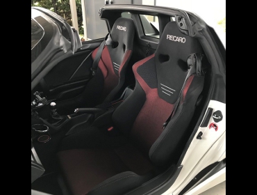 HONDA�@S660�@JW5�@�Ɂ@RECARO�i���J���j�@RS-G�@GK�@BK/RED�@���@SR-6�@GK100S�@BK/RED�@����