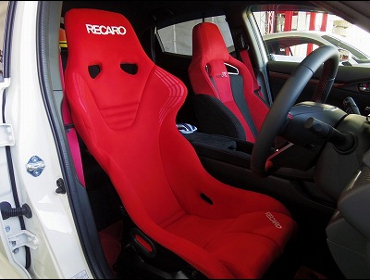 HONDA�@�V�r�b�N�@�^�C�vR�@FK8�i2018�N�j�@�Ɂ@RECARO�i���J���j�@RS-GS�@RED�@����