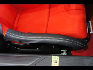 HONDA�@S660�@JW5�i2017�N�j�@�Ɂ@RECARO�i���J���j�@RS-GS�@RED�@�~���E����