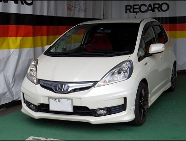 HONDA�@�t�B�b�g�n�C�u���b�h�@GP4�@M/T�ԁi2012�N�j�@�Ɂ@RECARO�i���J���j�@SR-6�@KK100S�@RED�@����