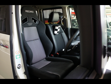 RECARO�i���J���V�[�g�j�@HONDA�@N-BOX�@JF1�i2015�N�j�@�Ɂ@RECARO�i���J���j�@SR-7F�@GK100�@BK/SIL�@����
