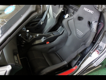 RECARO�i���J���V�[�g�j�@HONDA�@S660���@JW5�i2015�N�j�@�Ɂ@RECARO�i���J���j�@RS-G�@GK�@BK/SIL�@���@TS-G�@GK�@BK/SIL�@����