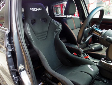 HONDA�@�t�B�b�g�@GK5�i2018�N�j�@�Ɂ@RECARO�i���J���j�@RS-GS�@BK�@����