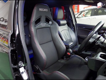 RECARO�i���J���V�[�g�j�@HONDA�@�t�B�b�g�@GK5�@�Ɂ@RECARO�i���J���j�@SR-7�@���V�b�N�@BK�@����