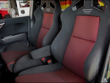 HONDA�@N-ONE�@�Ɂ@RECARO�i���J���j�@SR-7�@GK100�@BK/RED�@���@SR-7F�@GK100�@BK/RED�@����