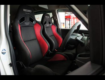 HONDA�@�t���[�h�@�n�C�u���b�h�i2019�N�j�@�Ɂ@RECARO�i���J���j�@SR-7�@����@�A�h�o���X�G�f�B�V����2019�@RED�@���@SR-7F�@����@�A�h�o���X�G�f�B�V����2019�@RED�@����