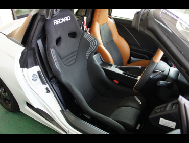 HONDA�@S660�@JW5�i2018�N�j�@�Ɂ@RECARO�i���J���j�@RS-GS�@BK�@����