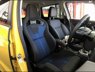 HONDA�@�t�B�b�g�@GP5�@�Ɂ@RECARO�i���J���j�@�X�|�[�c�X�^�[�@GK100�@BUL�@����