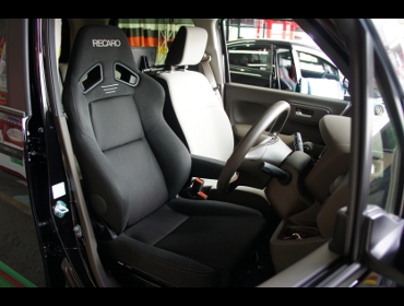 HONDA�@N-WGN�@JH3�i2020�N�j�@�Ɂ@RECARO�i���J���j�@SR-7F�@GK100�@BK/BK�@�A�[�����X�g�t���@����