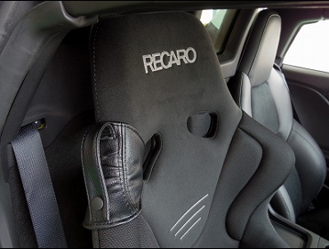 HONDA�@S660�@�Ɂ@RECARO�i���J���j�@RS-G�@GK�@BK/BK�@����