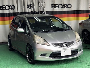 HONDA�@�t�B�b�g�@GE8�@�Ɂ@RECARO�i���J���j�@SR-7�@GK100 BK/SIL�@����