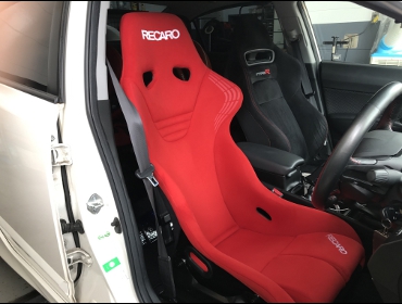 HONDA�@�V�r�b�N�@�^�C�vR�@FD2�@�Ɂ@RECARO�i���J���j�@RS-GS�@RED�@����