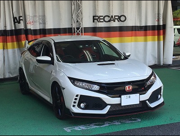 HONDA�@�V�r�b�N�@Type-R�@FK8�i2017�N�j�@�Ɂ@RECARO�i���J���j�@SR-7�@GU100�@RED�@����