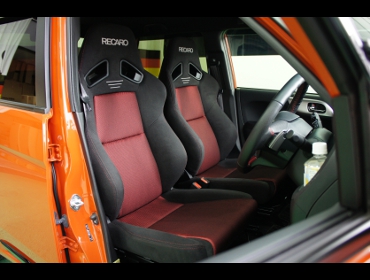 HONDA�@�G�k�����@JG1�i2018�N�j�@�Ɂ@RECARO�i���J���j�@SR-7F�@GK100�@BK/RED�@����