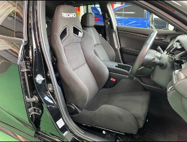 HONDA�@�V�r�b�N�@FK7�i2019�N�j�@�Ɂ@RECARO�i���J���j�@SR-7�@KK100�@BK�@����