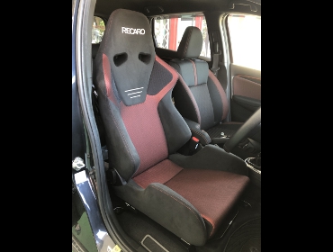 HONDA�@�t�B�b�gRS�@GK5�i2019�N�j�@�Ɂ@RECARO�i���J���j�@SR-6�@GK100S�@BK/RED�@����