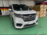HONDA ステップワゴン RP5(2019) に RECARO(レカロ) LX-F IL110 BK アームレスト付き 装着