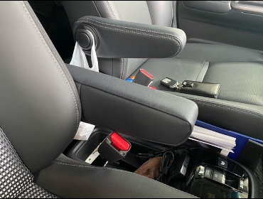 HONDA�@�X�e�b�v���S���@RP5�i2019�j�@�Ɂ@RECARO�i���J���j�@LX-F�@IL110�@BK�@�A�[�����X�g�t���@����