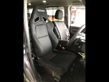 HONDA�@�X�e�b�v���S���@RP4�i2018�N�j�@�Ɂ@RECARO�i���J���j�@SR-7F�@GU100�@BK�@�A�[�����X�g�t���@����