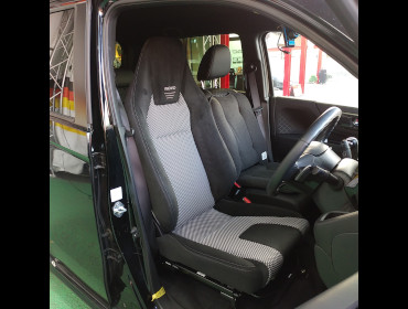 HONDA�@N-WGN�@JH1�@�Ɂ@RECARO�i���J���j�@LX-F�@WU110H�@BK�@����