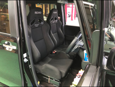 HONDA�@N-BOX�J�X�^���@JF3�i2019�N�j�@�Ɂ@RECARO�i���J���j�@SR-7�@GU100�@BK�@���@SR-7F�@GU100�@BK�@����
