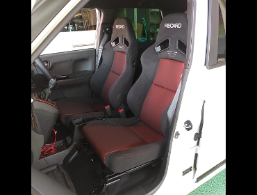 HONDA�@N-ONE�@JG3�i2022�N�j�@�Ɂ@RECARO�i���J���j�@SR-7F�@GK100�@�V�[�g�q�[�^�[�t���@�~���E�@����