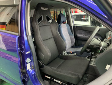 HONDA�@HR-V�@GH4�i2000�N�j�@�Ɂ@RECARO�i���J���j�@SR-7F�@GU100H�@BK�@����