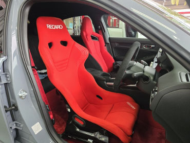 HONDA�@�V�r�b�N�@FL5�i2024�N�j�@�Ɂ@RECARO�i���J���j�@RS-GS�@RED�@����
