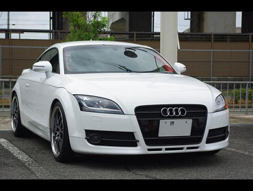 �A�E�f�B�@TT�@8J