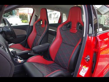 ���J���@�X�|�[�c�X�^�[���~�e�b�h�G�f�B�V�����@RED�@