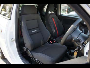 RECARO�i���J���V�[�g�j�@���@ABARTH�@�A�o���g500�@�Ɂ@RECARO�@LX-VF SK2�@BK�@������