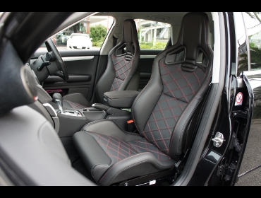 ���J���@�X�|�[�c�X�^�[�@���~�e�b�h�G�f�B�V�����@BK