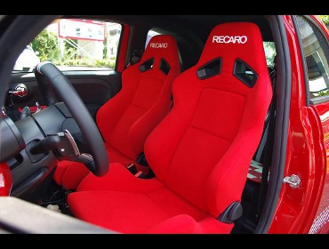 RECARO�i���J���V�[�g�j�@���@ABARTH�@�A�o���g500�@�Ɂ@RECARO�@SR-7�@KK100�@RED�@���@SR-7�@KK100�@RED �@������