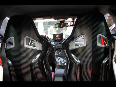 RECARO�i���J���V�[�g�j�@���@ABARTH�@�A�o���g�@695�g���u�[�g�t�F���[���@�Ɂ@RECARO�@SP-X Avant CL210�i�J�[�{���o�b�N�V�F���j�@�~2�r�@������