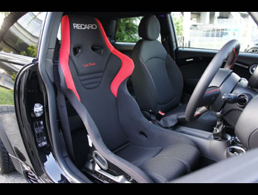 ���J���@RS-G�@�X�[�p�[�V���^���N�@RED�@����