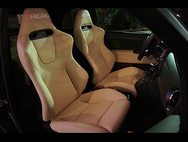 RECARO�i���J���V�[�g�j�@FIAT�i�t�B�A�b�g�j�A�o���g�@695EM�iEDIZIONE MASERATI�j�}�Z���e�B�G�f�B�V������RECARO�i���J���j�@SPORT-JC ���U�[SE�@�A�C�{���[�@�~2�r�@������