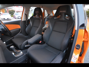 RECARO�i���J���V�[�g�j�@�t�H���N�X���[�Q���iVW�j�@�N���X�|���@DBA-6RCBZW��RECARO�i���J���j�@SR-7 Lassic BK/SIL�@���@SR-7F Lassic BK/SIL�@����