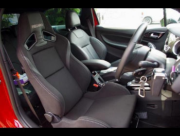 RECARO�i���J���V�[�g�j�@CITROEN�i�V�g���G���j�@DS3�J�u���I��RECARO�i���J���j�@SR-7 Lassic BK/SIL�@����