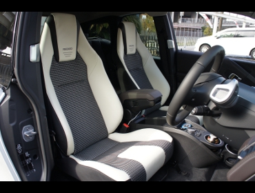 RECARO�i���J���V�[�g�j�@BMW�@i3�@I01��RECARO�i���J���j�@LX-F IL 110H�@���@�~2�r�@����