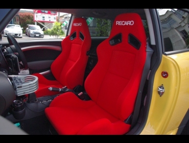 RECARO�i���J���V�[�g�j�@BMW�@�~�j�N�[�p�[S�@R56��RECARO�i���J���j�@SR-7 KK100 RED�@�~2�r�@����