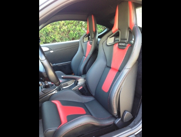 RECARO�i���J���V�[�g�j�@Porsche�i�|���V�F�j�@�P�C�}����RECARO�i���J���j�@�X�|�[�c�X�^�[���~�e�b�h�G�f�B�V�����@BK/RED�@�~2�r�@����