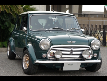 ���[�o�[�@�~�j�N�[�p�[��RECARO�i���J���j�V�[�g����