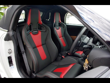 RECARO�i���J���V�[�g�j�@BMW�@MINI�@R59�@���[�h�X�^�[�Ƀ��J���@�X�|�[�c�X�^�[���~�e�b�h�G�f�B�V����2�@BK/RED�@�~2�r�@����