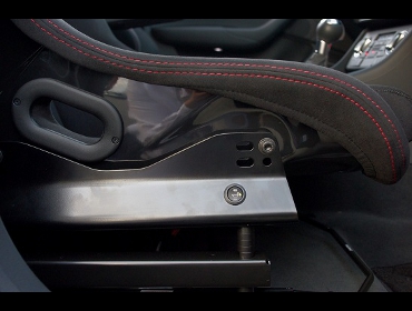 RECARO�i���J���V�[�g�j�@Audi�@RSQ3�Ƀ��J���@����@RS-G �X�[�p�[�V���^���NNU�i�V�[�g�q�[�^�[�t���j�@���@����@SR-6 �X�[�p�[�V���^���NNU�i�V�[�g�q�[�^�[�t���j�@����