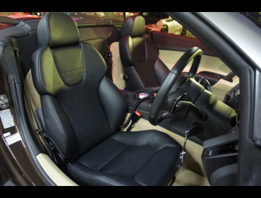 RECARO�i���J���V�[�g�j�@Audi�@R8�@V10�Ƀ��J���@�X�^�C��JC���U�[BK�@�~2�r�@����