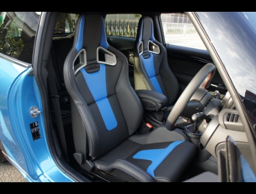 RECARO�i���J���V�[�g�j�@BMW�@MINI�@F56�@JCW�Ƀ��J���@�X�|�[�c�X�^�[���~�e�b�h�G�f�B�V����2�@�i�I�v�V�����d�l�j�@���@�N���X�X�|�[�c�X�^�[���~�e�b�h�G�f�B�V����2�@�i�I�v�V�����d�l�j�@����