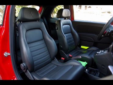 RECARO�i���J���V�[�g�j�@�A�o���g695�g���u�[�g�t�F���[���@�Ƀt�F���[��355�V�[�g�@����