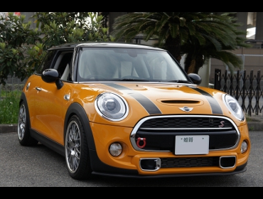 BMW�@MINI�N�[�p�[S�@F56��RECARO�i���J���j�V�[�g����
